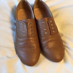 Cute slip-on’s with stud detail